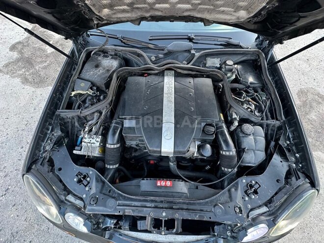 Mercedes E 320-5