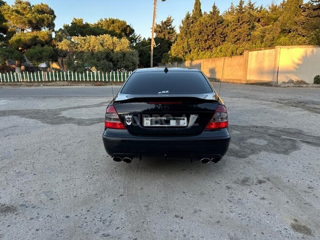 Mercedes E 320-2