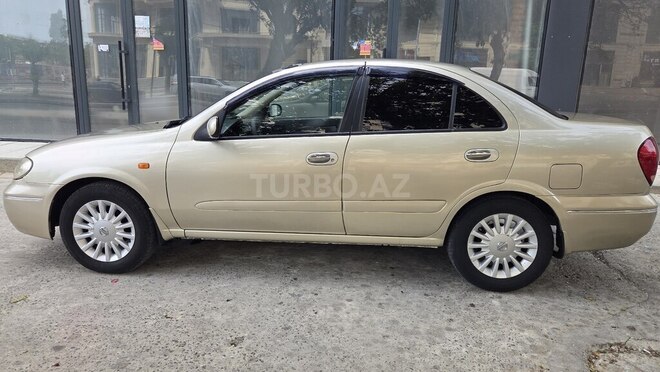 Nissan Sunny-6