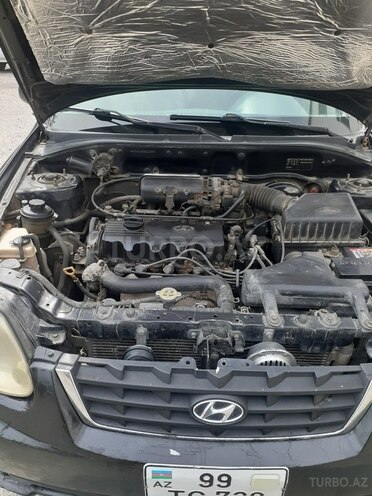 Hyundai Accent-7