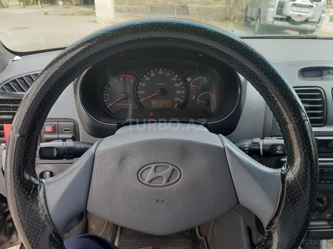 Hyundai Accent-8