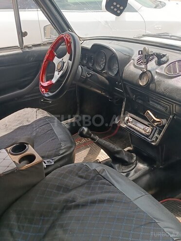 LADA (VAZ) 2106-4
