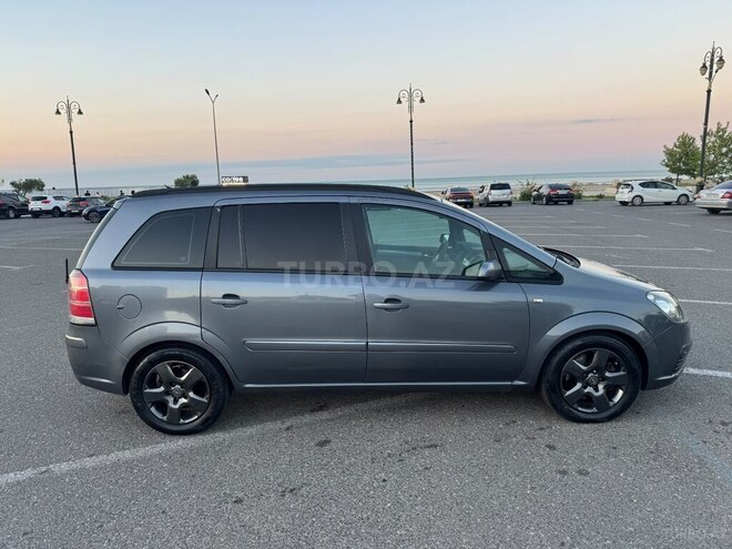 Opel Zafira-7