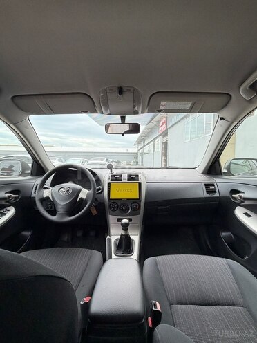 Toyota Corolla-7