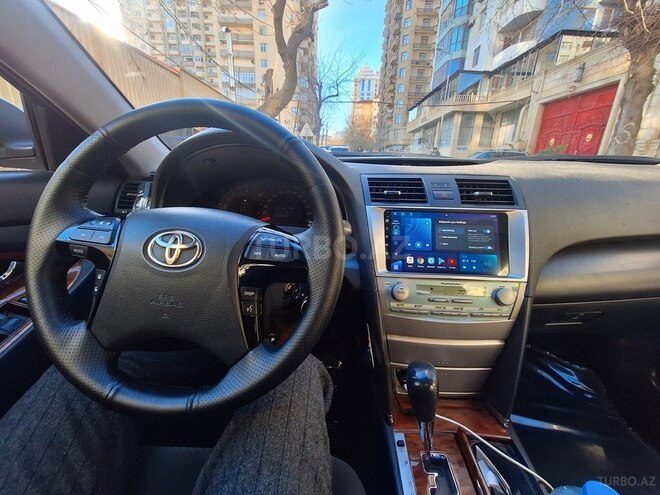 Toyota Camry-5