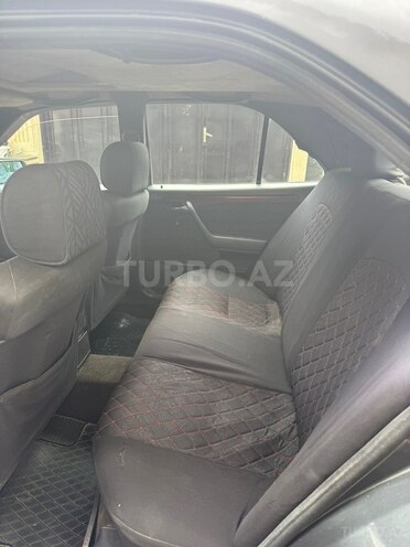 Mercedes C 250-6