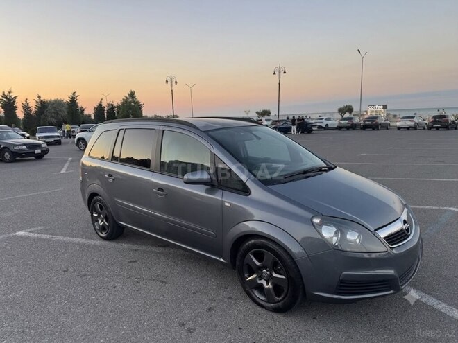 Opel Zafira-20