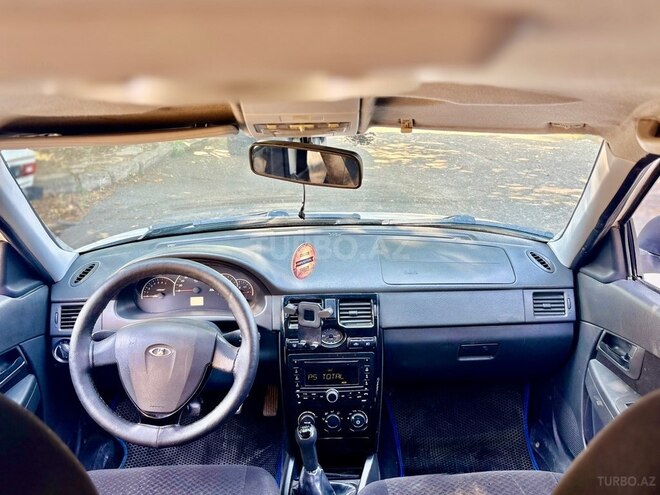 LADA (VAZ) Priora-8