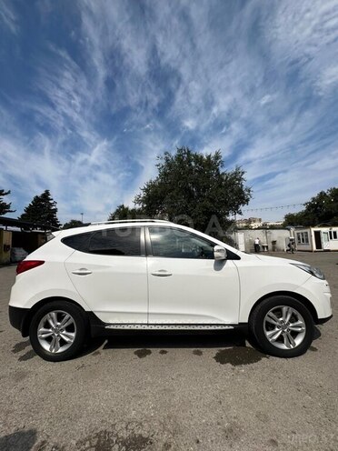 Hyundai ix35-4