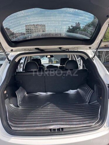 Hyundai ix35-12