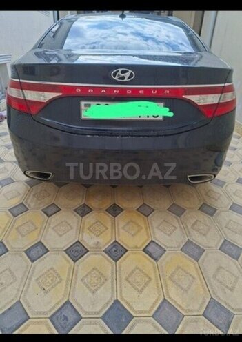 Hyundai Grandeur-2