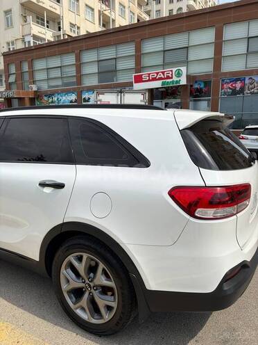 Kia Sorento-9