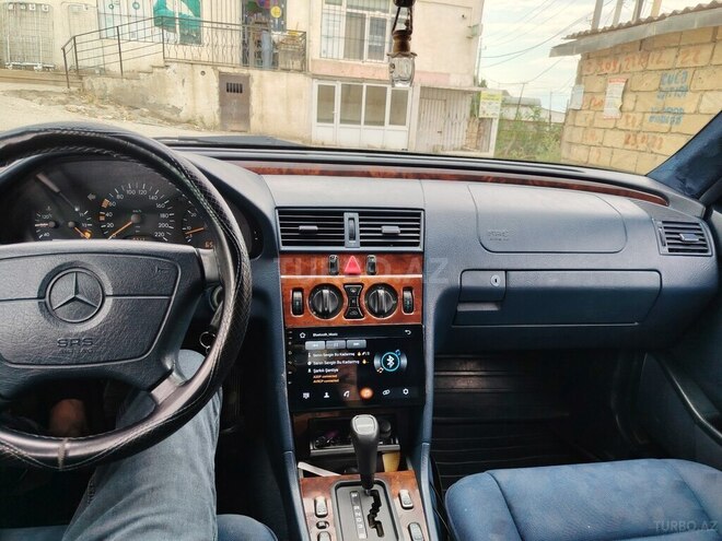 Mercedes C 250-6
