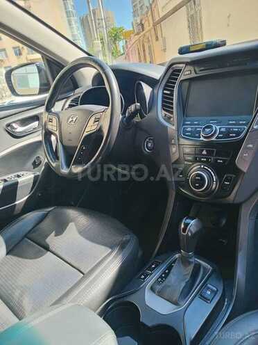 Hyundai Santa Fe-6