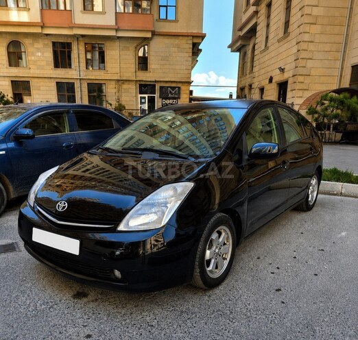 Toyota Prius-2