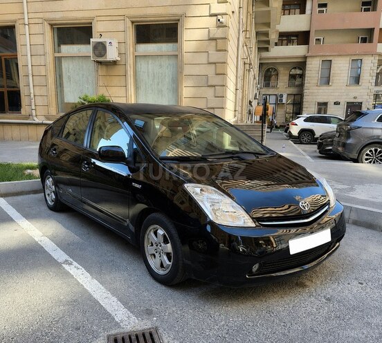 Toyota Prius-1