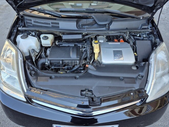 Toyota Prius-10