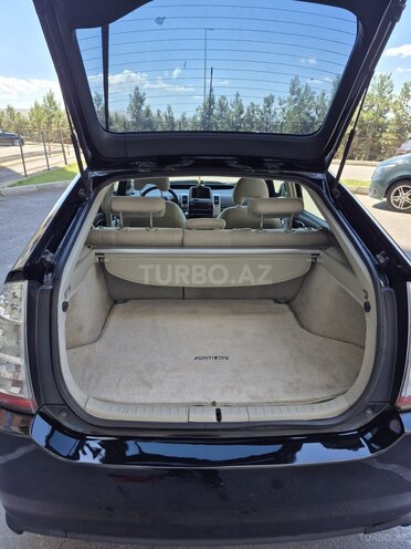 Toyota Prius-11
