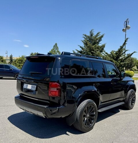 Toyota Land Cruiser Prado-5