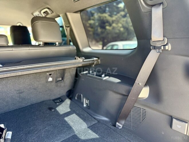 Toyota Land Cruiser Prado-18