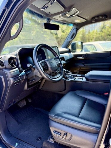 Toyota Land Cruiser Prado-10