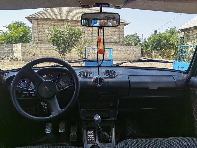LADA (VAZ) 2106-7