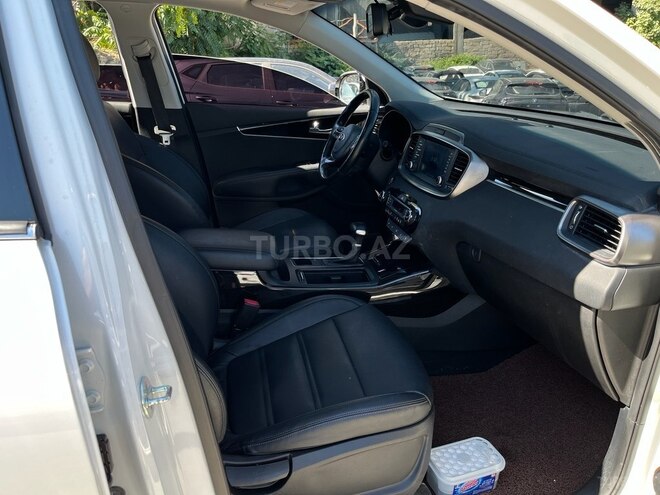 Kia Sorento-20