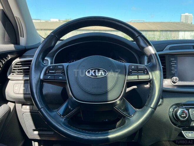 Kia Sorento-4