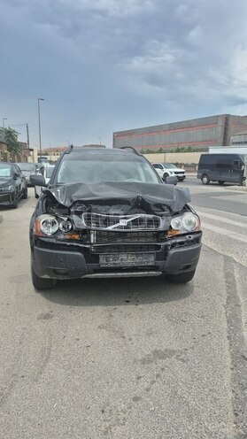 Volvo XC90-1