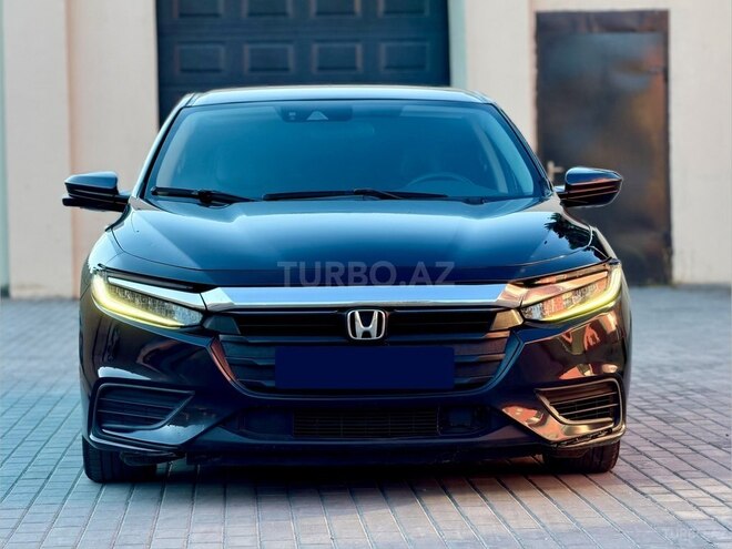 Honda Insight-3