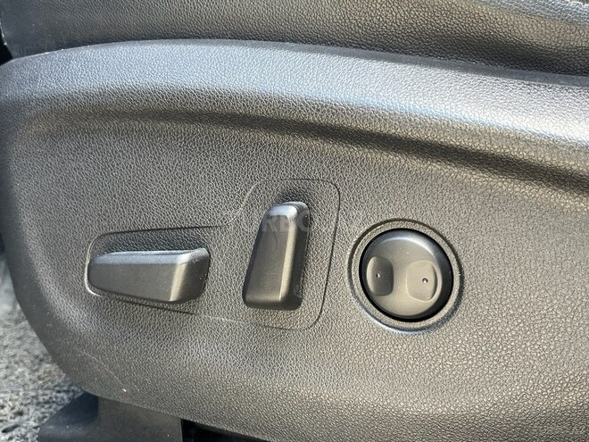 Kia Sorento-23