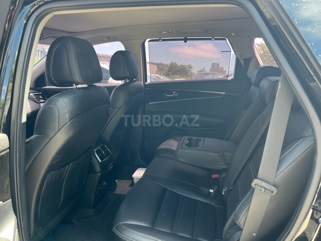 Kia Sorento-21