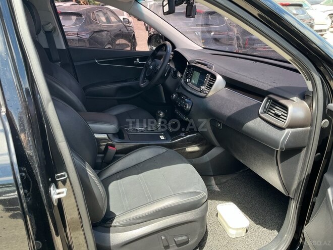 Kia Sorento-24