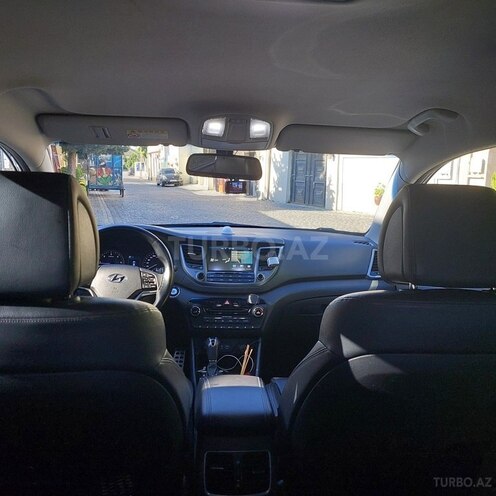 Hyundai Tucson-5