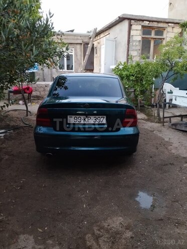 Opel Vectra-2