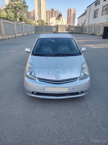 Toyota Prius-1