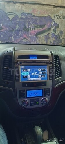 Hyundai Santa Fe-10