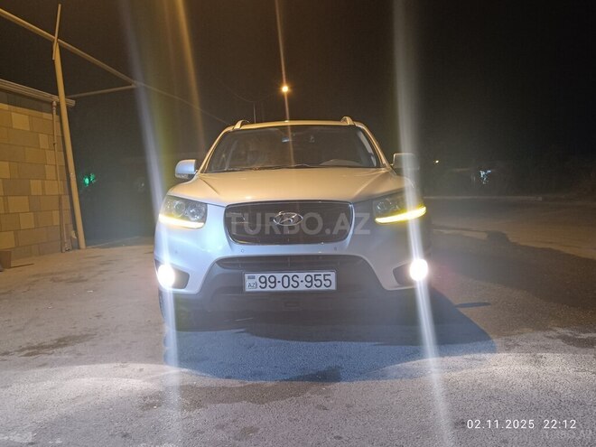 Hyundai Santa Fe-16