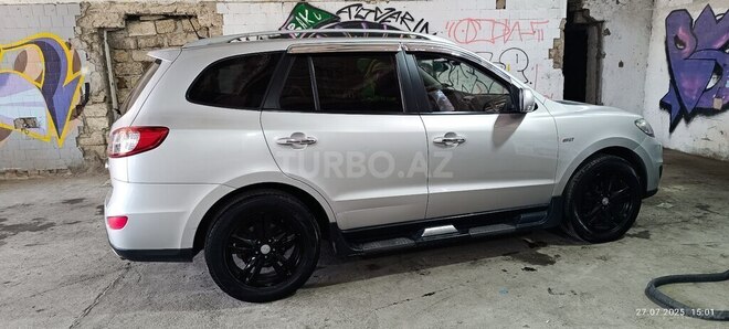 Hyundai Santa Fe-14