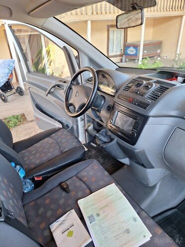Mercedes Vito 111 CDI-12