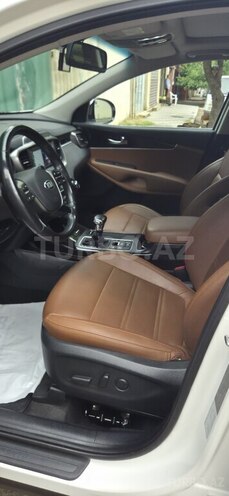 Kia Sorento-7