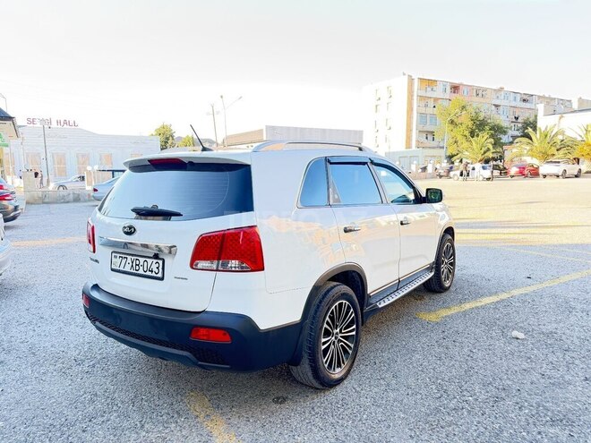 Kia Sorento-10