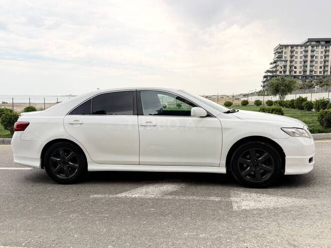 Toyota Camry-6