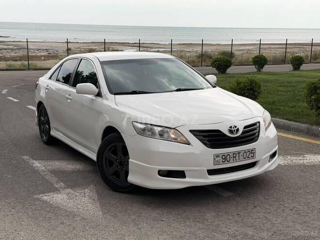 Toyota Camry-11