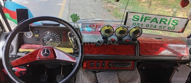 Mercedes 208 D-8