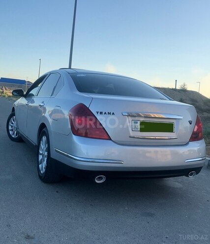 Nissan Teana-4