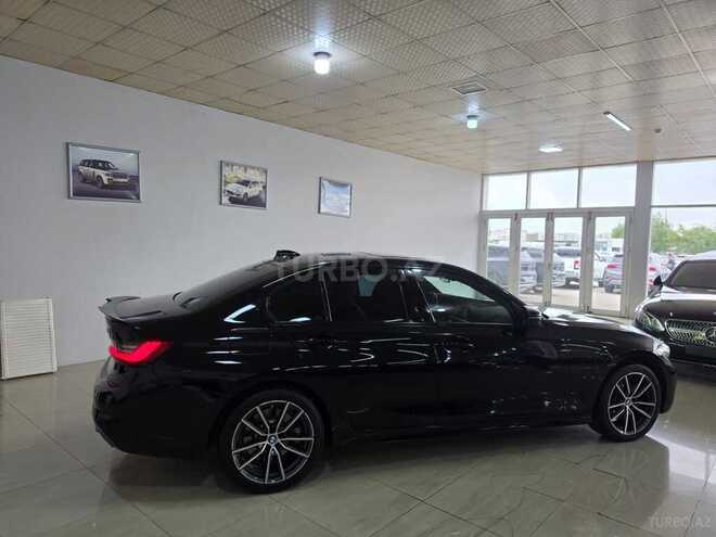 BMW 330-8