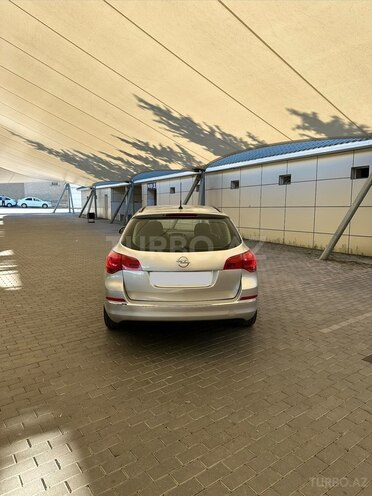Opel Astra-2