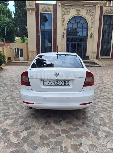 Skoda Octavia-2