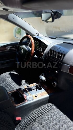 Volkswagen Touareg-10
